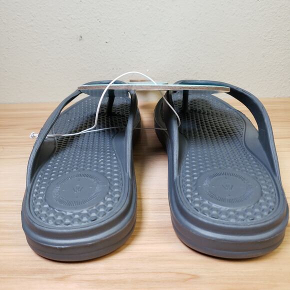 Totes Men's 9 Everywear Flip Flop Sandals Solid Black Lightweight Casual Comfort - Picture 3 of 6